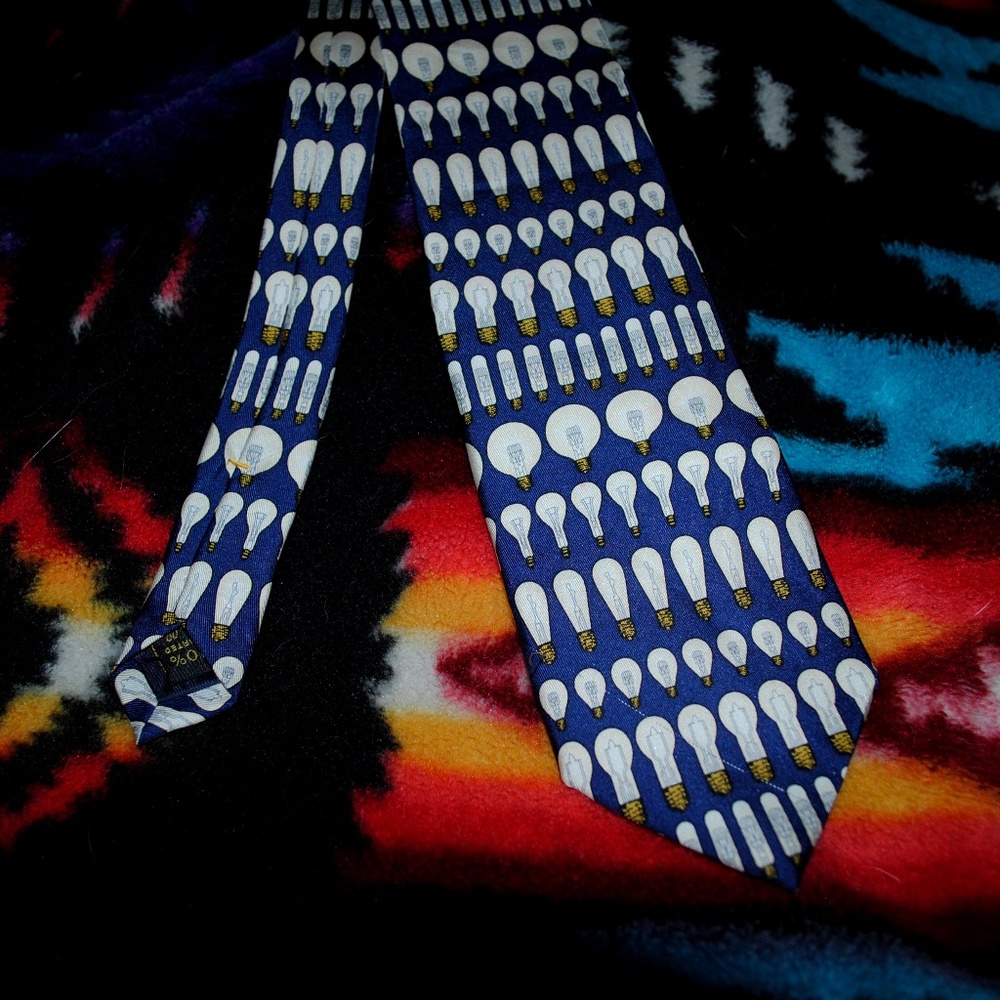 Thomas Edison Lightbulb Tie